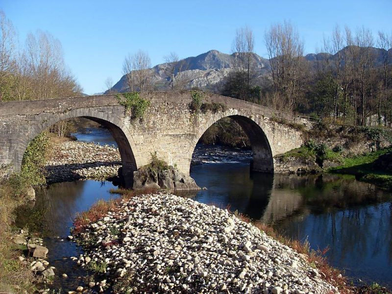 Puente del Arco, Laviana, Asturias