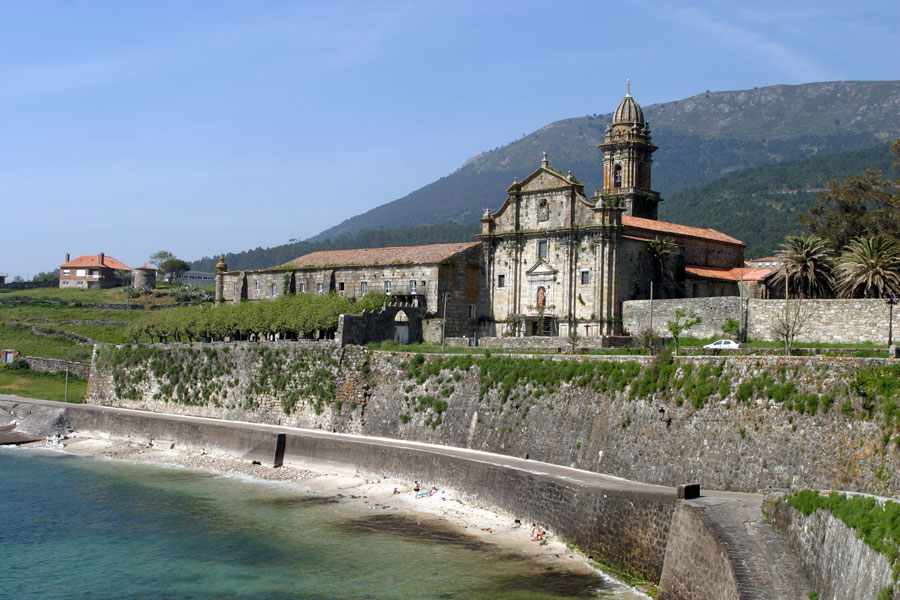 Monasterio de Santa María de Oia, Galiza