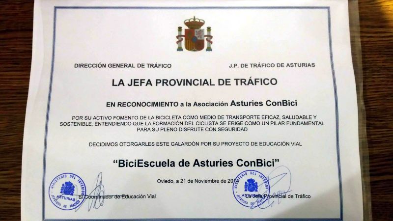 Diploma galardón Biciescuela Asturies ConBici