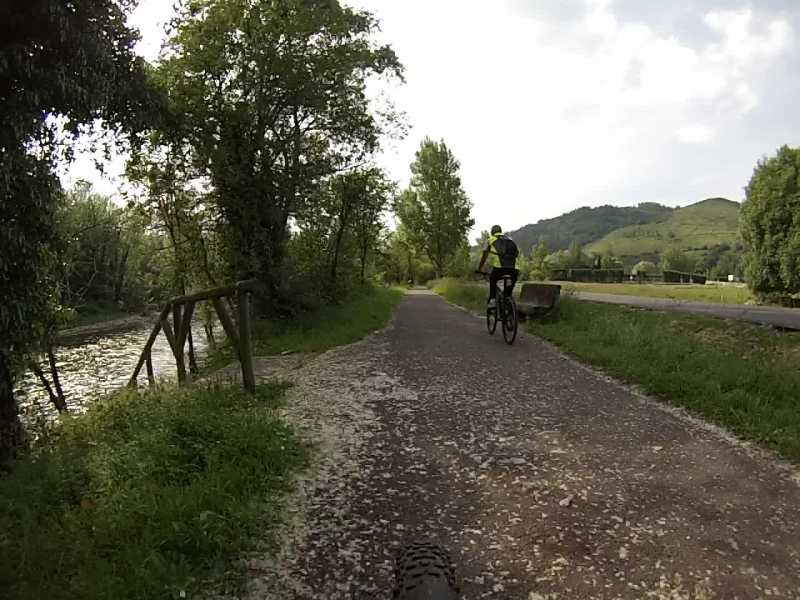 2_2013-06-06.jpg 2_2013-06-06.jpg