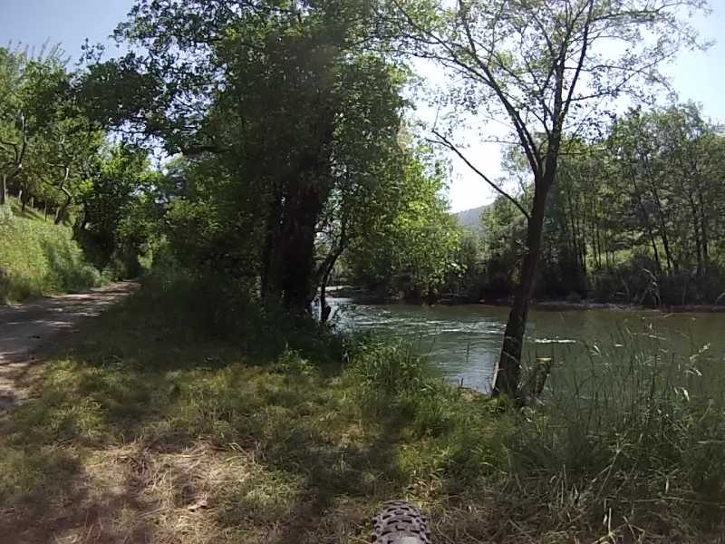 vlcsnap-2013-06-04-19h55m00s32.jpg vlcsnap-2013-06-04-19h55m00s32.jpg