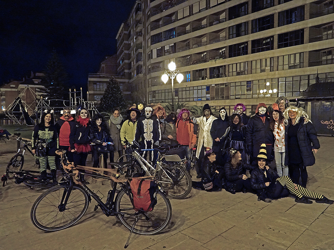 Halloween.jpg Halloween.jpg